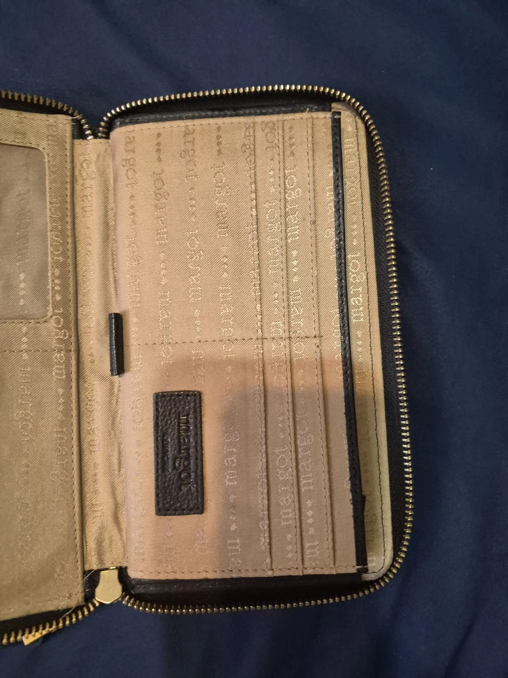 Margot Newyork Genuine Black Leather Zip Wallet